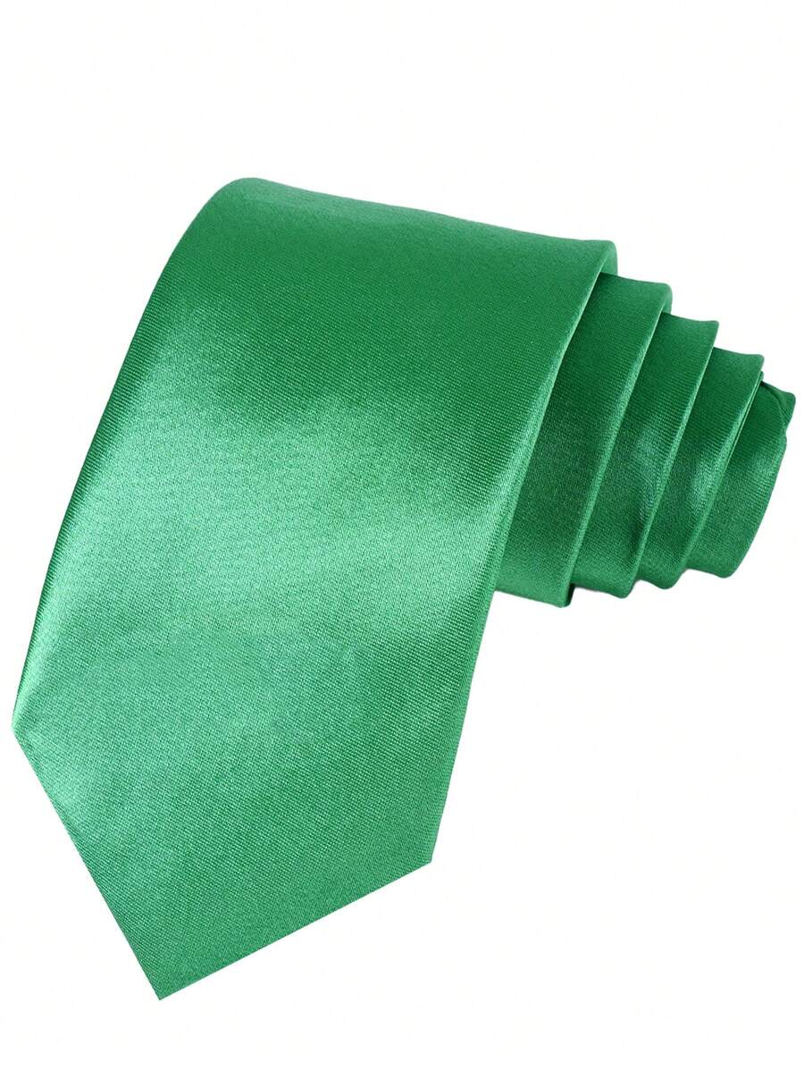 Essentiële effen mannen stropdas, een perfect en stijlvol accessoire voor de modebewuste man.