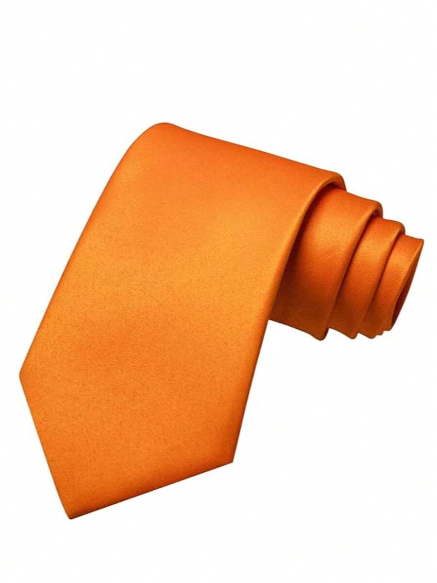Elegante effen polyester stropdas, gedragen met een zakelijk pak voor een professionele uitstraling.