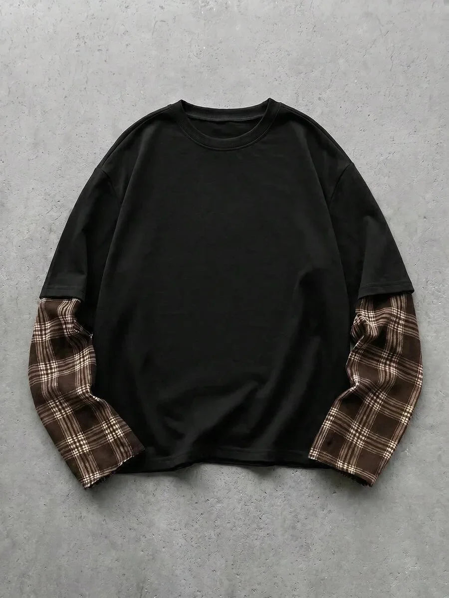 Casual heren t-shirt, lange mouw, met plaid patchwork. Regular fit, comfortabel.