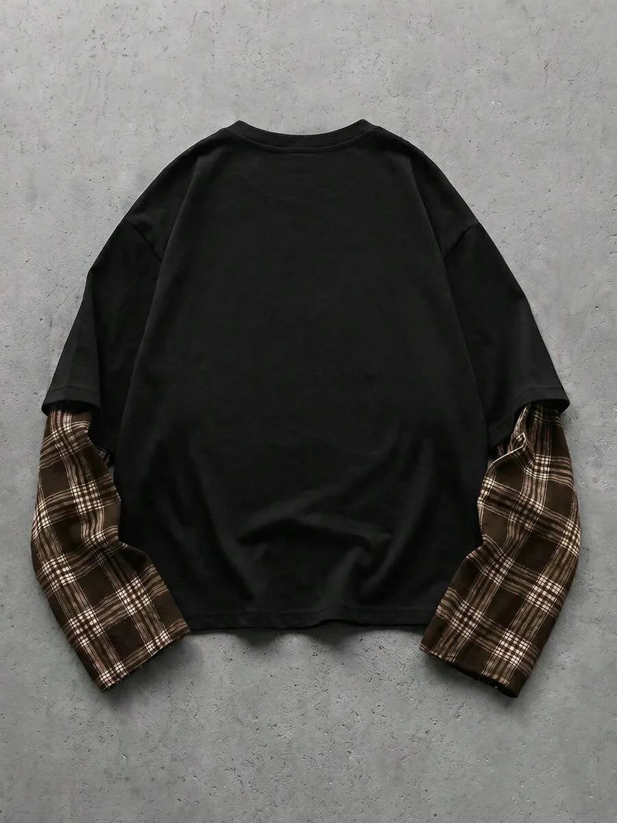 Streetwear heren t-shirt met opvallende plaid patchwork mouwen. Lange mouw.