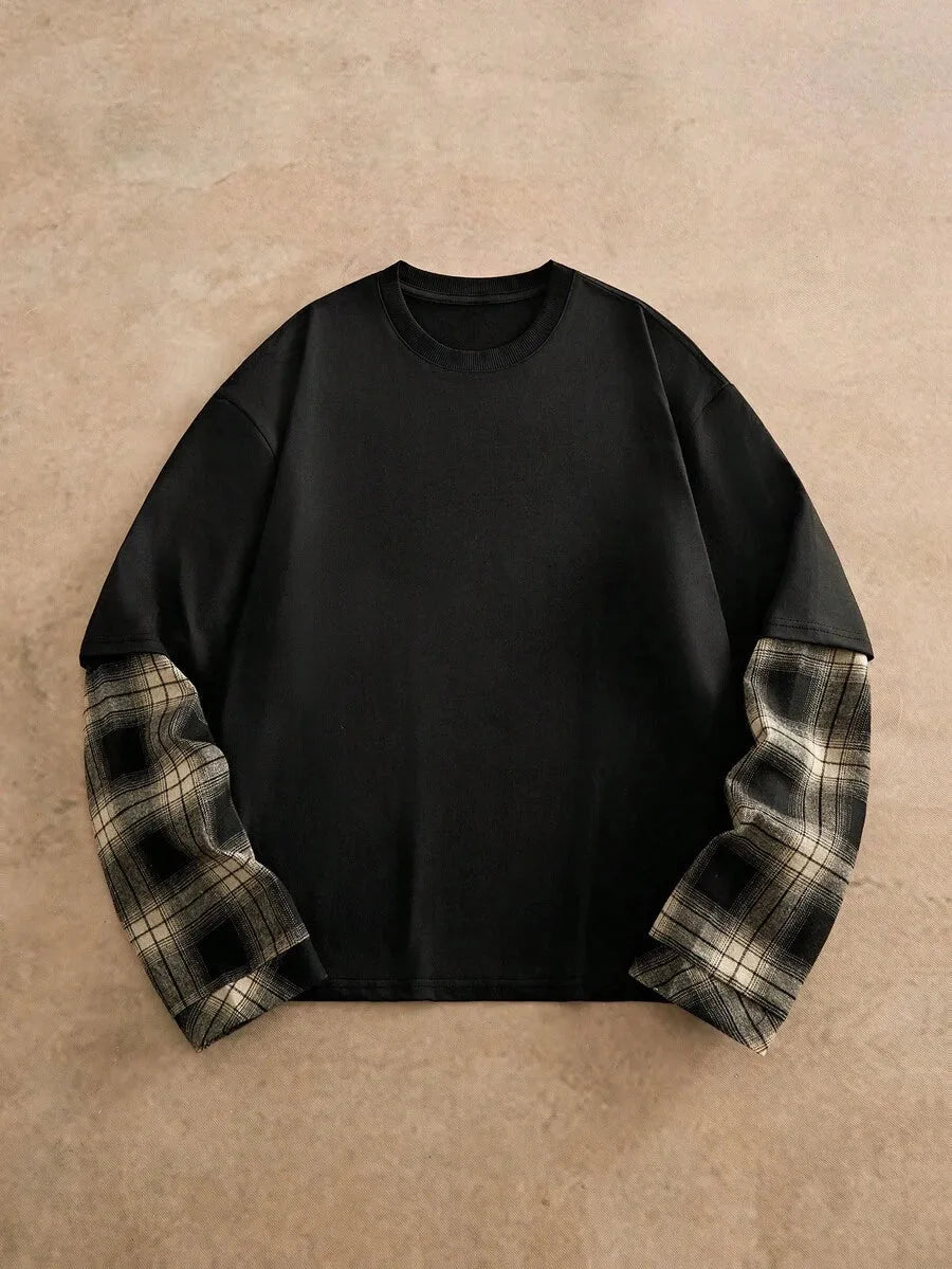 Modieus heren t-shirt voor lente/herfst met ronde hals en creatieve patchwork mouwen.