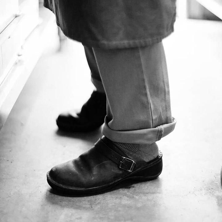Zachte, comfortabele leren herenslippers Elias, duurzaam en perfecte herenmode.