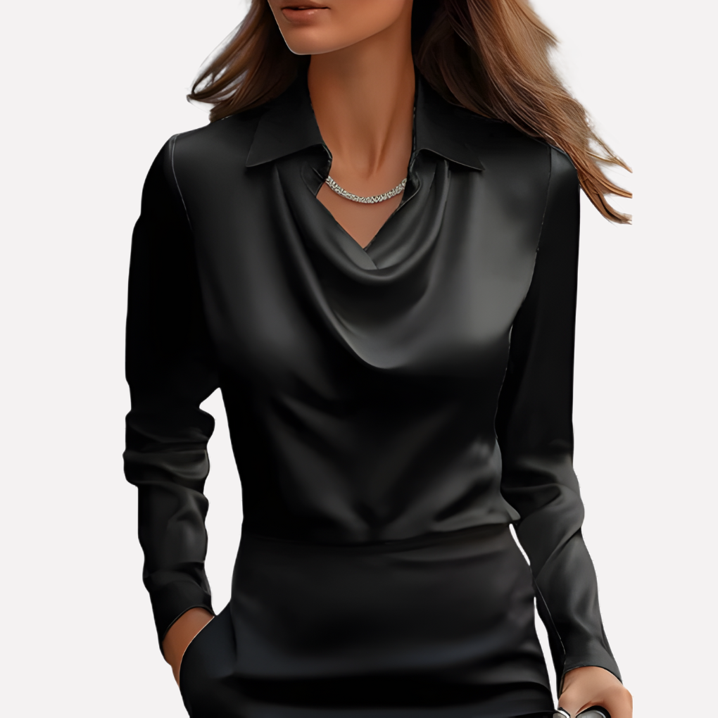 Elegante dames blouse met gedrapeerde kraag, ideaal voor zakelijk of casual chic. Comfortabele pasvorm.