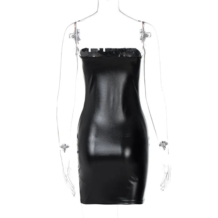 Trendy zwarte strapless mini-jurk. Dames avondjurk met slim fit, perfect voor een sexy en stijlvolle look.