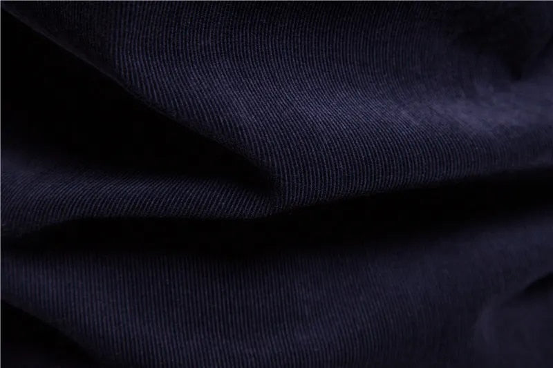 Zwart casual corduroy heren overhemd, comfortabel en stijlvol voor ontspannen dagen.
