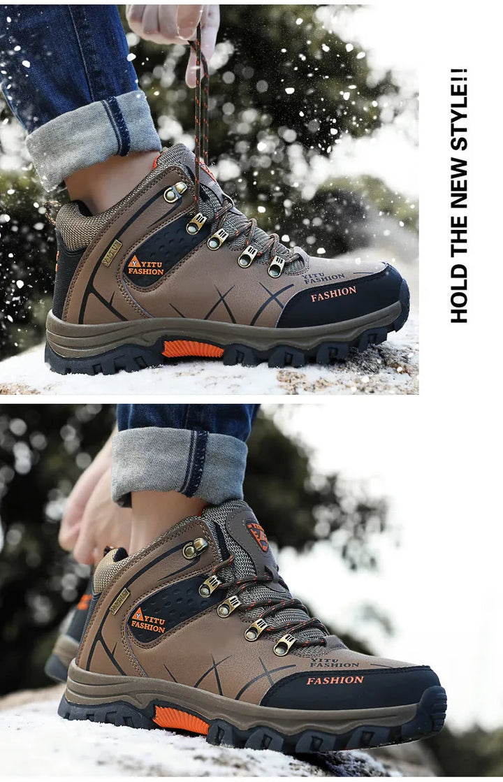 Heren snowsneakers in de sneeuw, waterdicht en warm voor winterse omstandigheden.