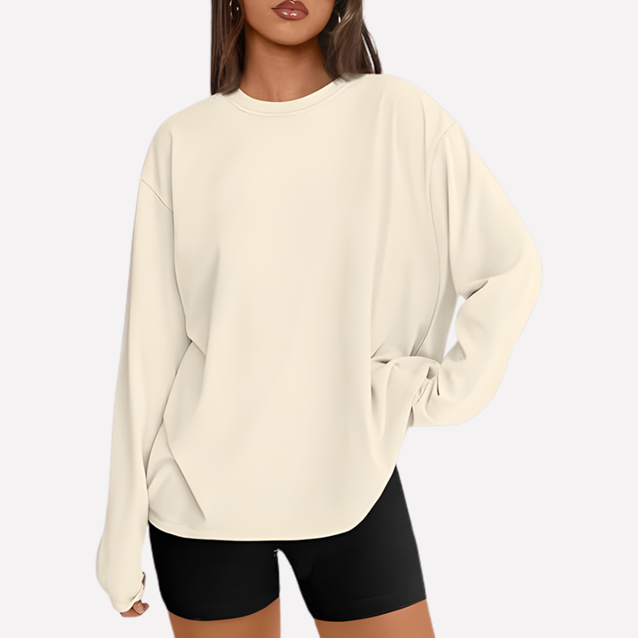 Een essentieel oversized lang mouw shirt voor vrouwen, comfortabel, casual en veelzijdig.