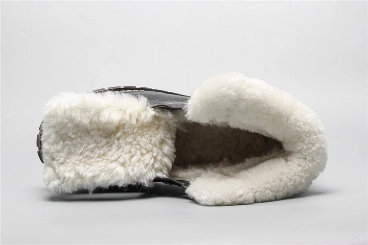 Stijlvolle zwarte winterlaarzen voor mannen, met warme voering en stevige zool.