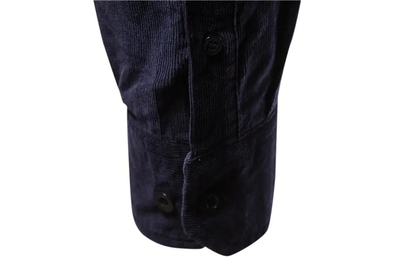 Stijlvol heren overhemd van corduroy, een perfecte top voor modieuze mannen kleding.