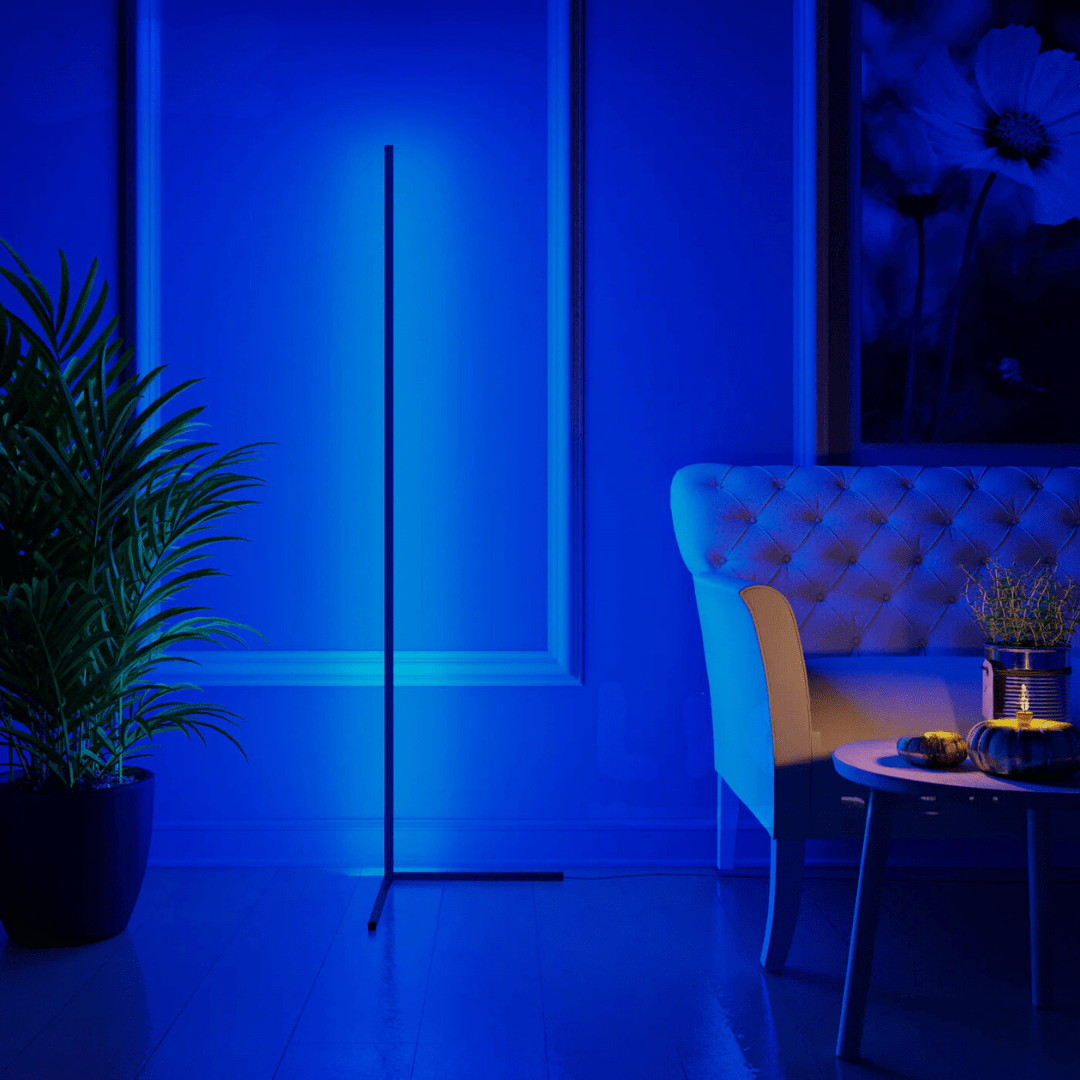 Vloerlamp met dynamische lichteffecten, dimbare LED en multi-kleur opties voor sfeerverlichting.