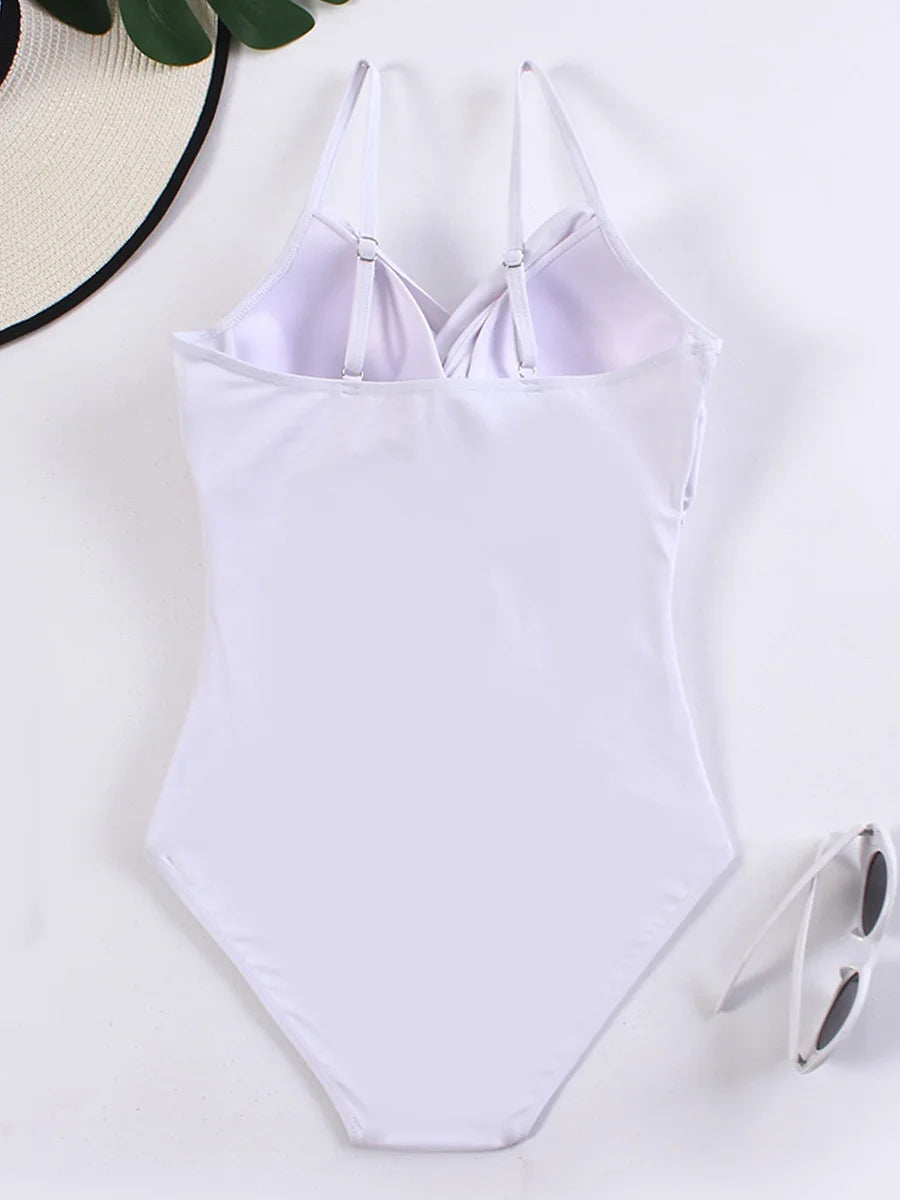 Dames plus-size badpak, stijlvolle zwemkleding. Comfortabel en gewatteerd voor een zelfverzekerde zomer.
