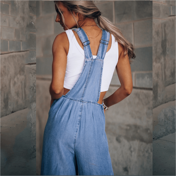 Stijlvolle dames tuinbroek jumpsuit met verstelbare bandjes, comfortabele pasvorm.