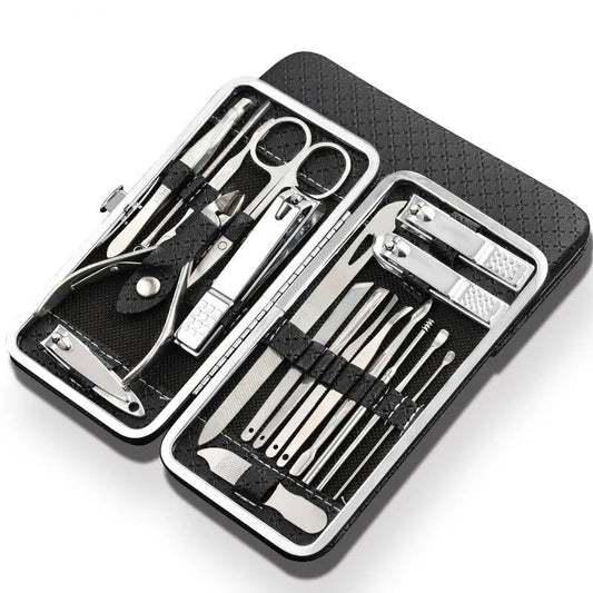 "19-in-1 roestvrijstalen manicure set met draagbare case, inclusief ergonomisch gereedschap voor hand- en voetverzorging."