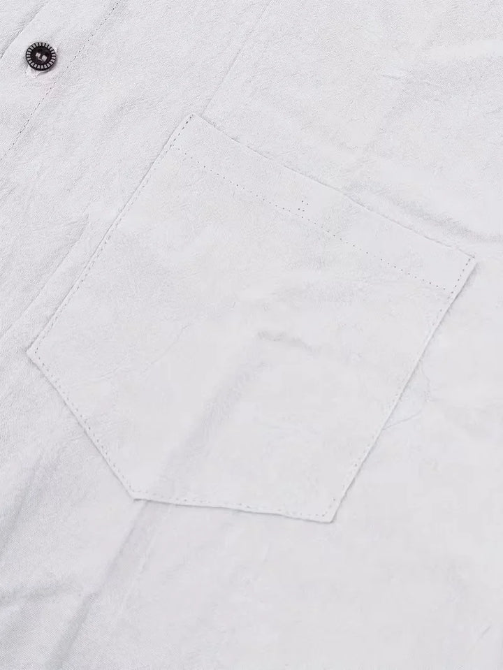 Heren zomerset: V-hals shirt korte mouwen & broek rechte pijpen, ideaal voor een relaxte zomer.