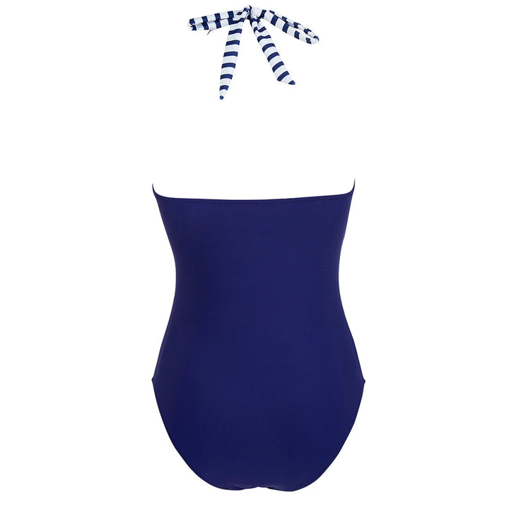 Vrouwelijk push-up badpak met open rug en een chique ontwerp voor zwemmen.