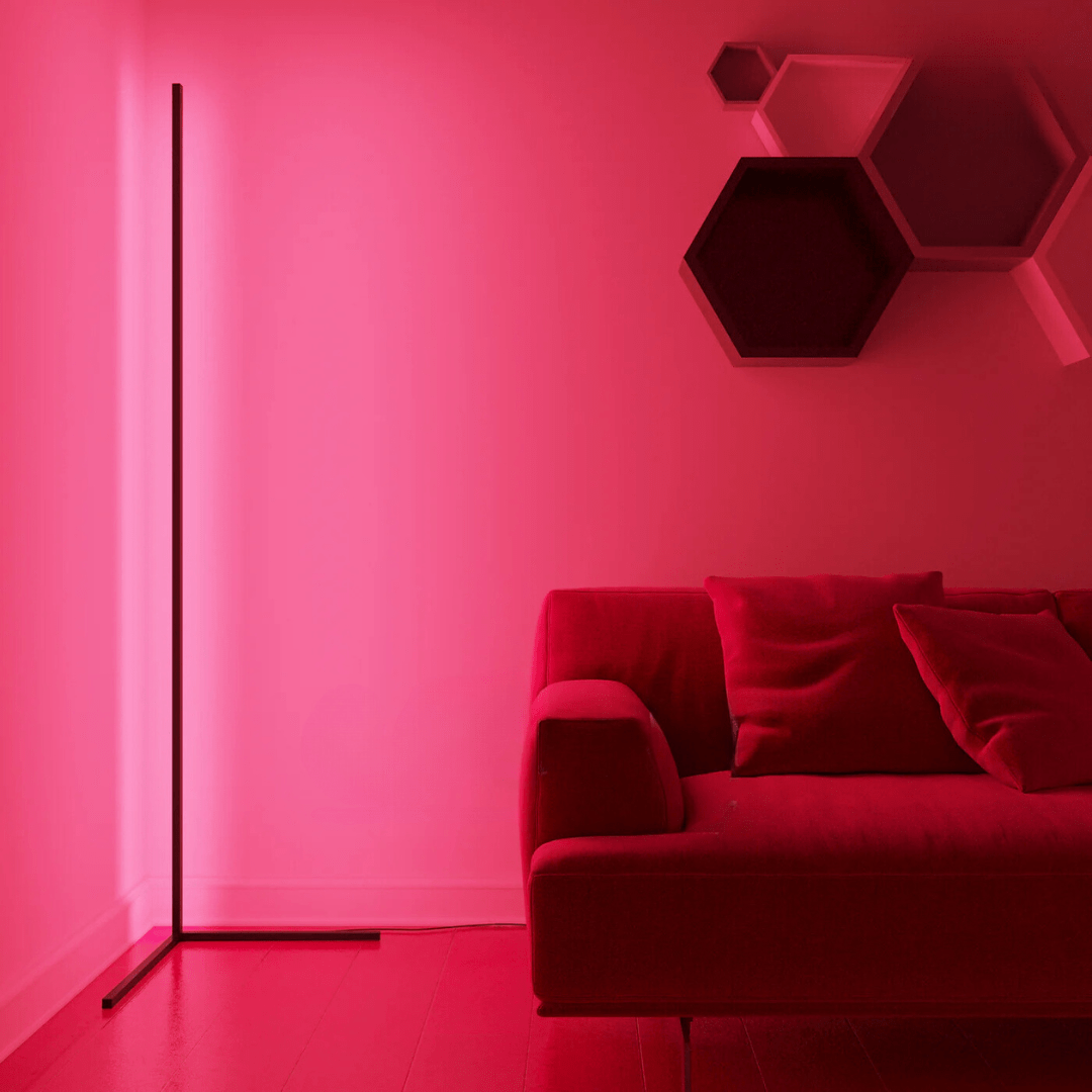 Aanpasbare sfeerverlichting met dimbare RGB LED vloerlamp, ideaal voor modern interieur.