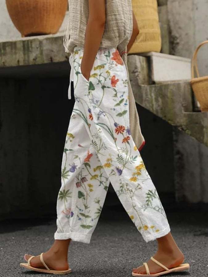 Modieuze dames comfortbroek met print, perfect als zomerbroek of veelzijdige casual dameskleding met relaxte pasvorm.