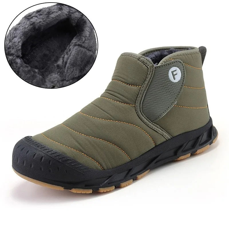 Heren waterdichte snowboots in zwart, ideaal voor winterse omstandigheden. Warm en comfortabel voor buitenactiviteiten.