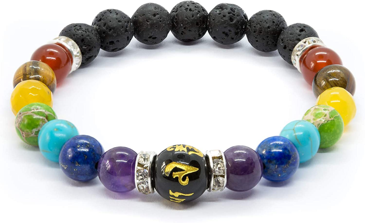 Dames chakra armband met kleurrijke natuurlijke kristallen en zwarte lavasteen voor energiebalans.