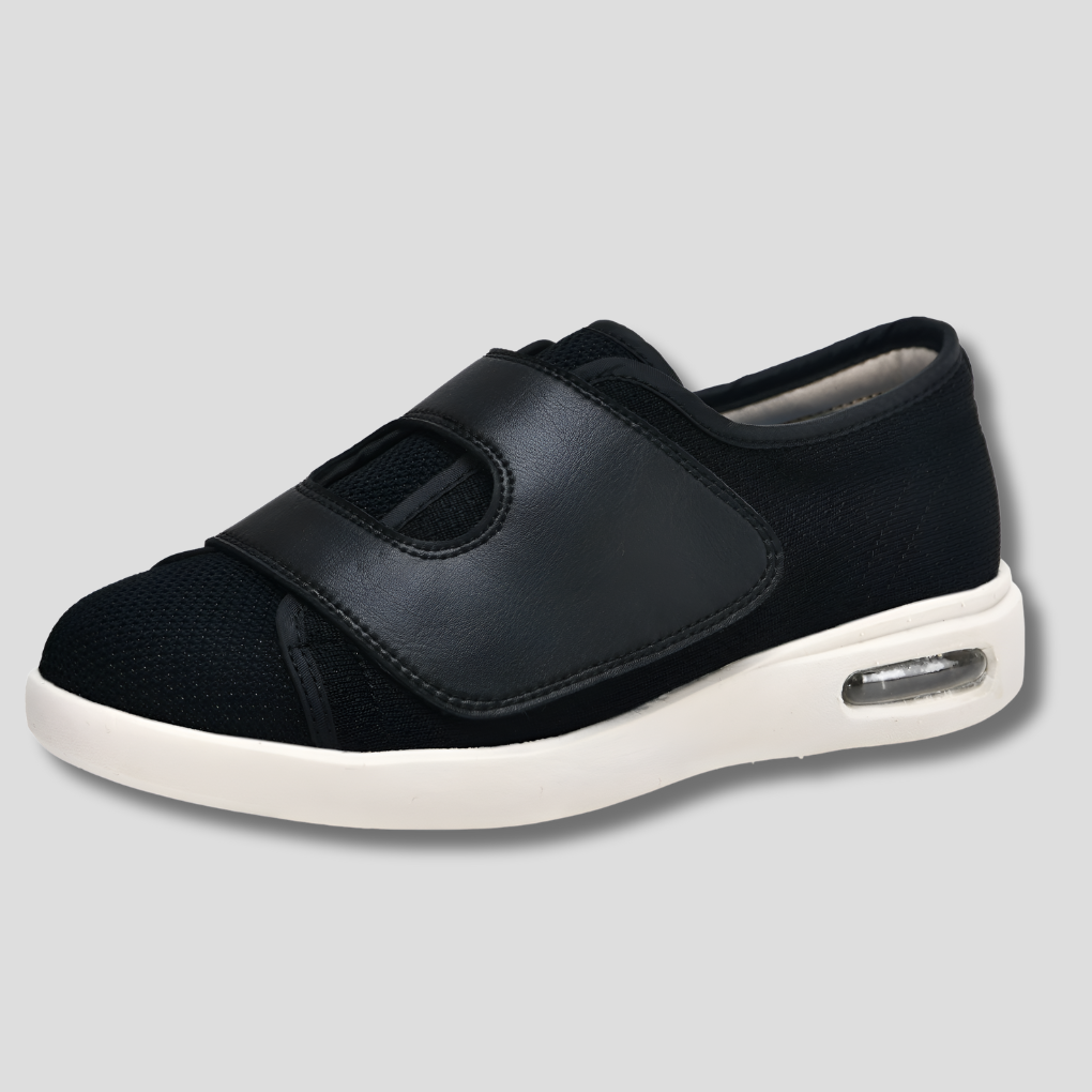 Verstelbare medische schoenen met klittenbandsluiting, ideaal voor gevoelige en gezwollen diabetische voeten.