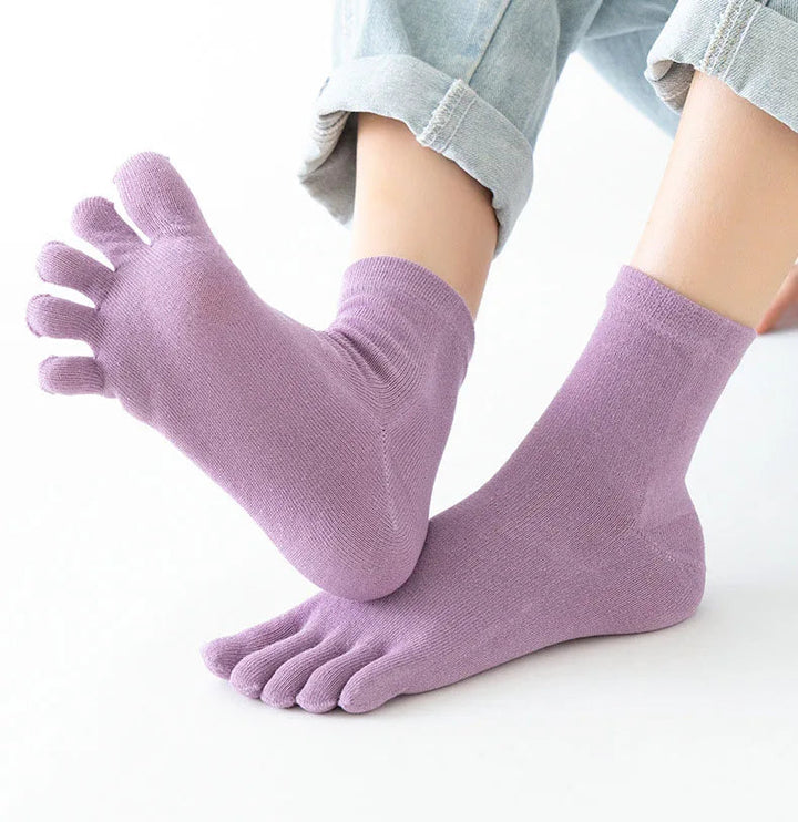 Stijlvolle dames teensokken in effen kleur, perfect voor dagelijks comfort.