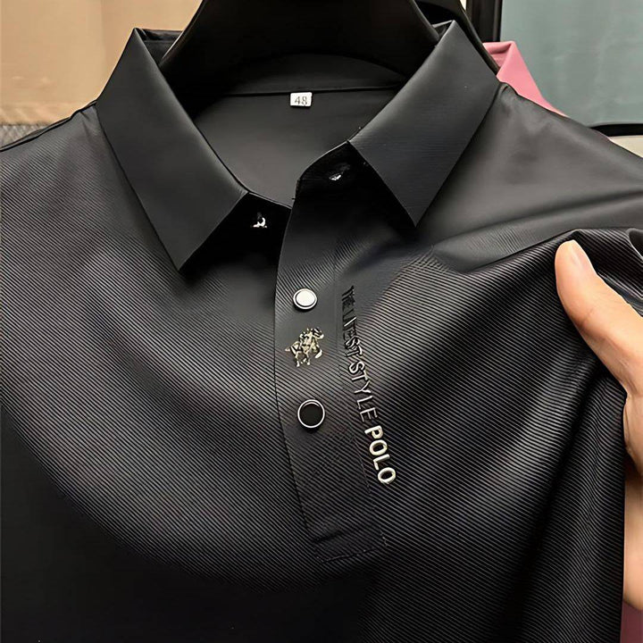Details van de Hoymans herenpolo. Ademende stof, koel en comfortabel. Luxe herenkleding zomer.