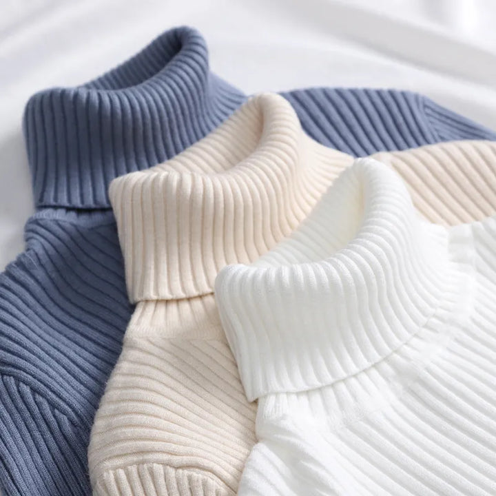 Zachte gebreide dames coltrui, comfortabel en stijlvol. Perfect voor herfst & wintermode.