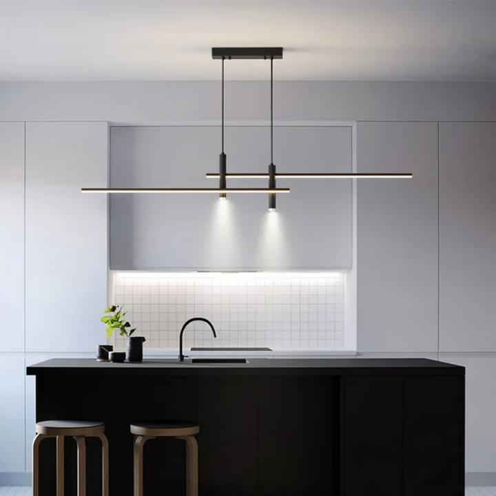 Moderne design hanglamp eetkamer, goud/zwart. Dimbare LED verlichting voor een stijlvolle sfeer.