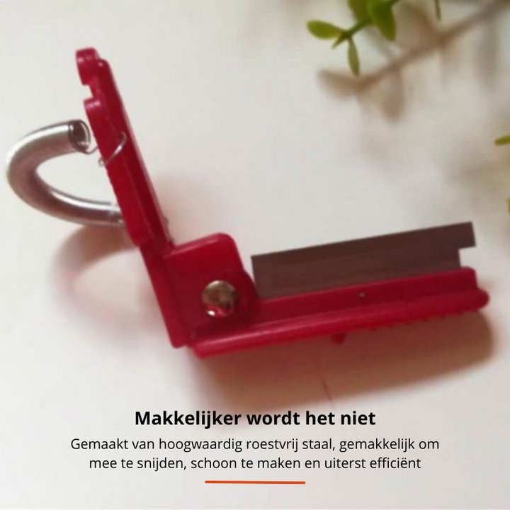 Multifunctioneel tuinier handgereedschap: oogst groenten en fruit. RVS, duurzaam en essentieel voor de tuin.