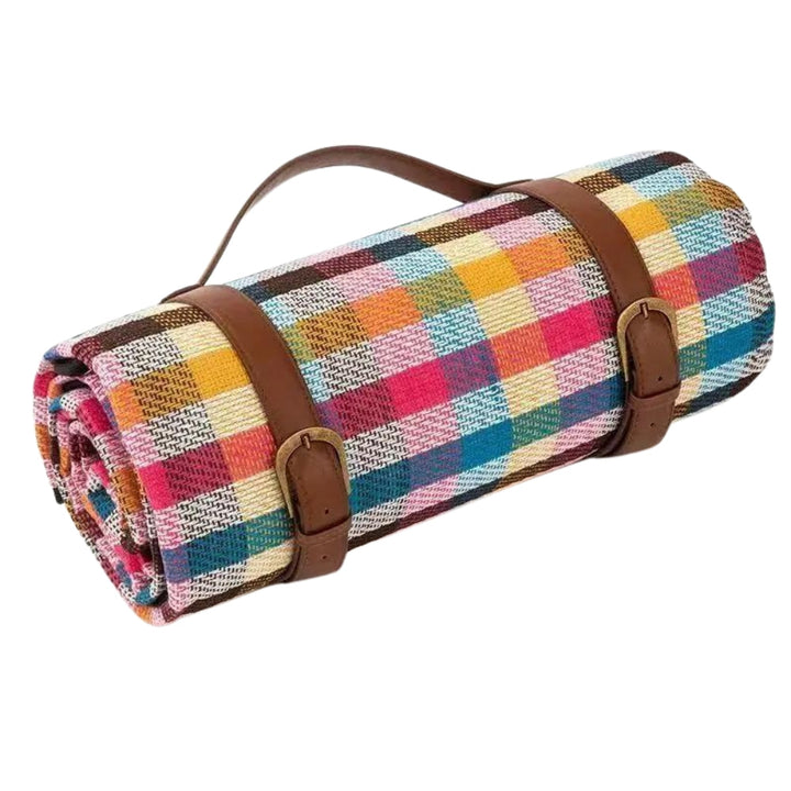 Waterdichte picknickmat voor outdoor gebruik. Comfortabel opvouwbaar, ideaal voor strand, camping en festival.