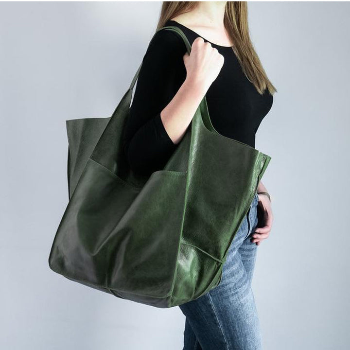 Ruime schoudertas voor dames, vintage design, praktisch en modieus voor elke dag.