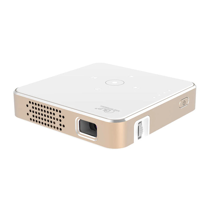 Indoor thuisbioscoop ervaring met deze compacte smart LED projector; perfect voor films en games.