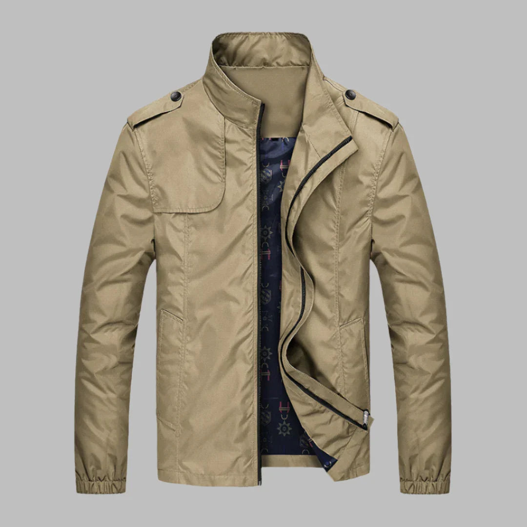 Stijlvol herenjack met rits en opstaande kraag, perfect voor lente en herfst casual outfits.
