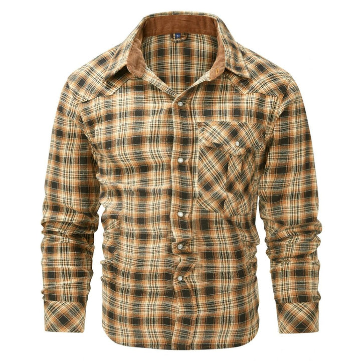 Veelzijdig geruit heren overhemd voor herfst- en winterkleding. Combineert stijlvol met comfort.
