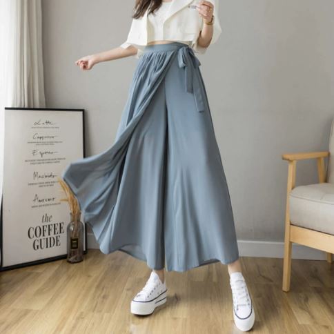 Dames geplooide broek met hoge taille, wijde pijpen voor comfortabele zomerse look.