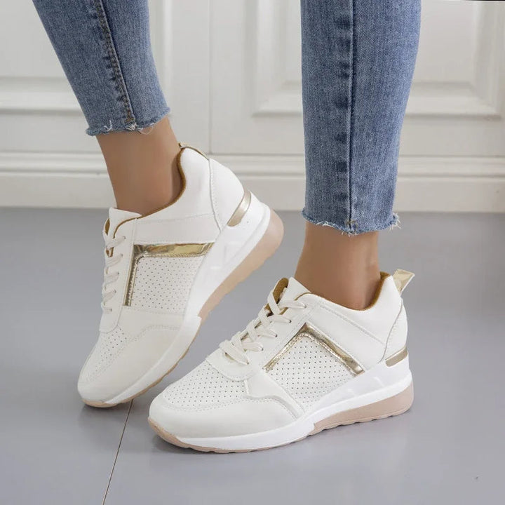 Sportieve AirKicks lage sneakers voor vrouwen. Ademend en lichtgewicht, ideaal voor herfst mode.