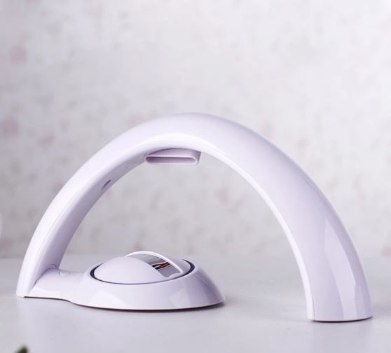 Kinder regenboog projector tovert kleurrijke regenboog in kinderkamer, ideaal als magisch nachtlampje voor slaapkamer.