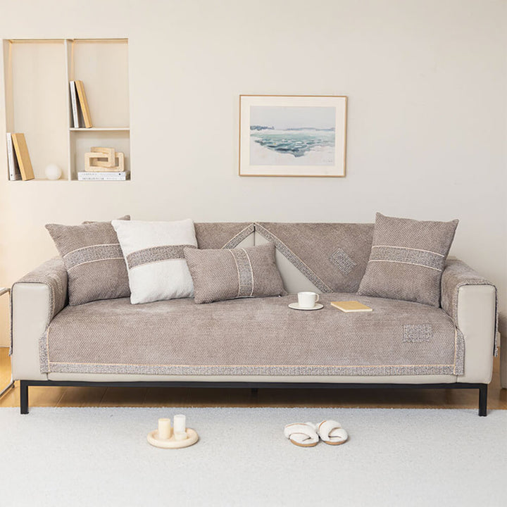 Eenvoudig te installeren universele bankhoes biedt snelle bescherming en een frisse, moderne look voor uw sofa.