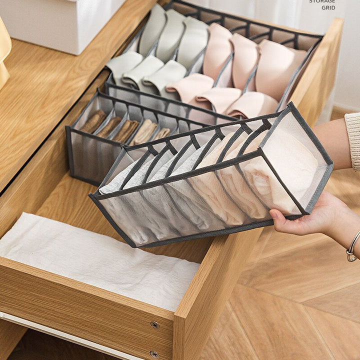Ruimtebesparend opbergsysteem voor kledingkast; de perfecte laden organizer voor opgeruimde kleding.