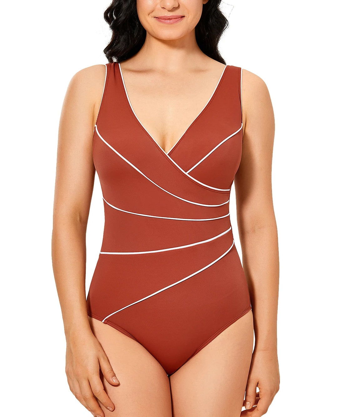 Dames Fenna plus-size badpak met flatterend gestreept design voor curvy dames. Ideaal voor strand & zwembad.