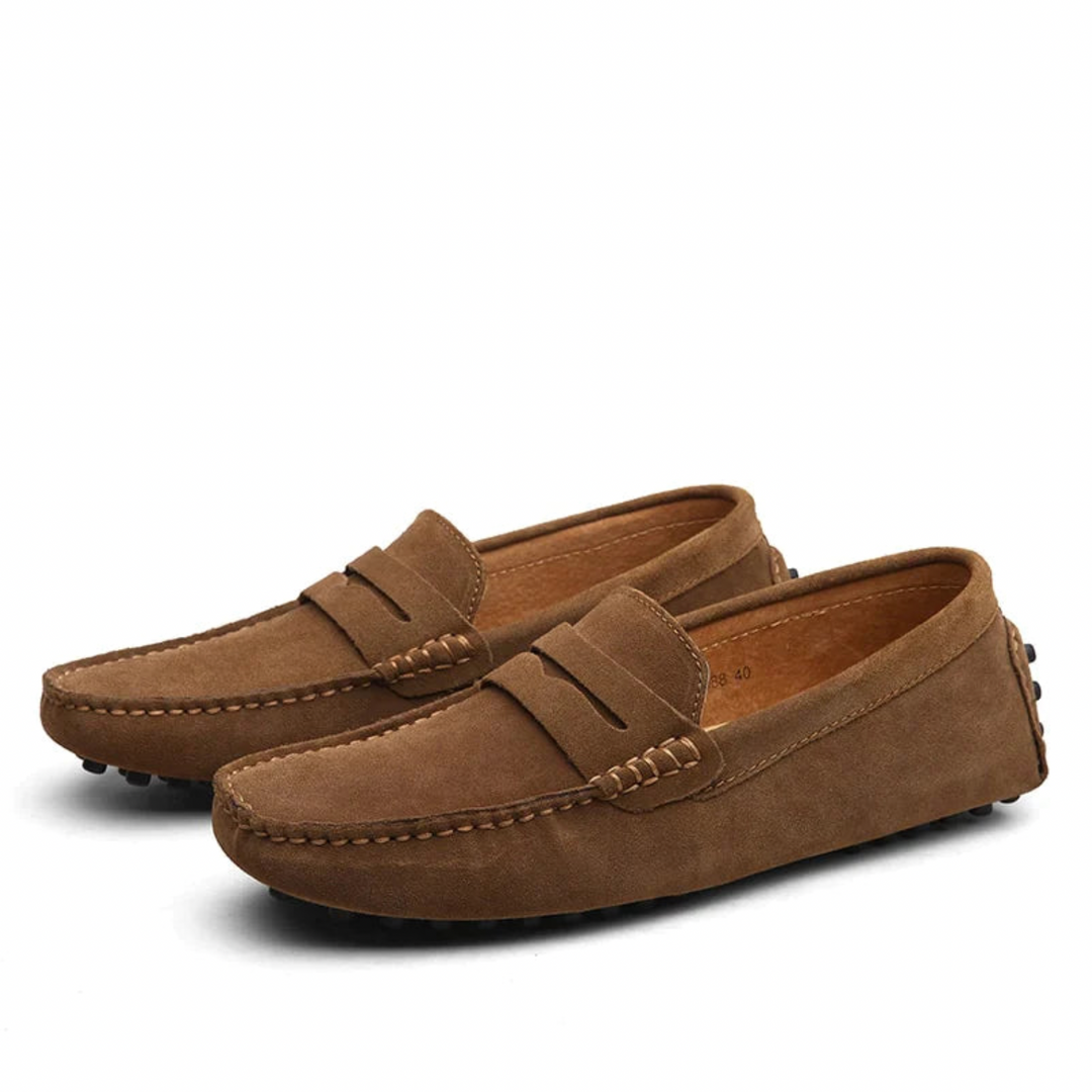 Ademende Hugo heren loafers, comfortabel en stijlvol voor de warmere dagen.