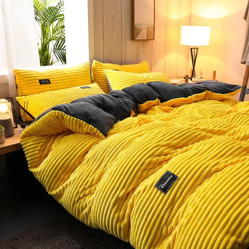 Luxe fleece dekbedovertrek voor winterwarmte en comfort. Zacht fluweel beddengoed.