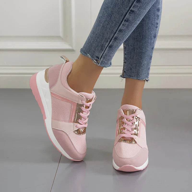 Close-up van de dempende zool van Hoymans dames Air sneakers voor superieure schokabsorptie.