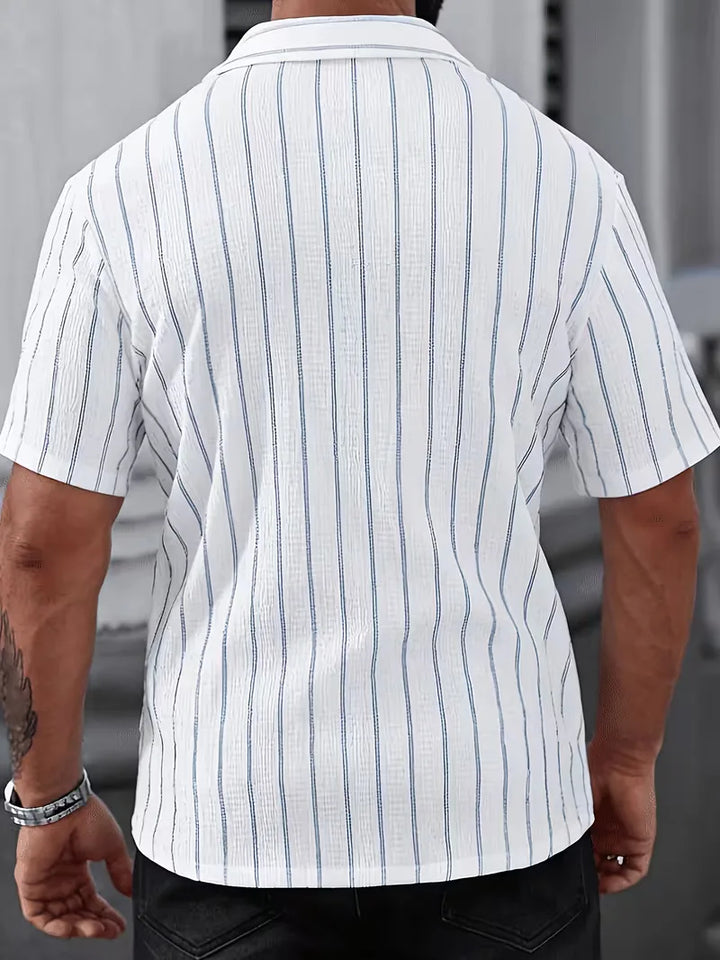 Heren overhemd met korte mouw, verticale strepen, knopen, casual en veelzijdig voor zomeroutfits.