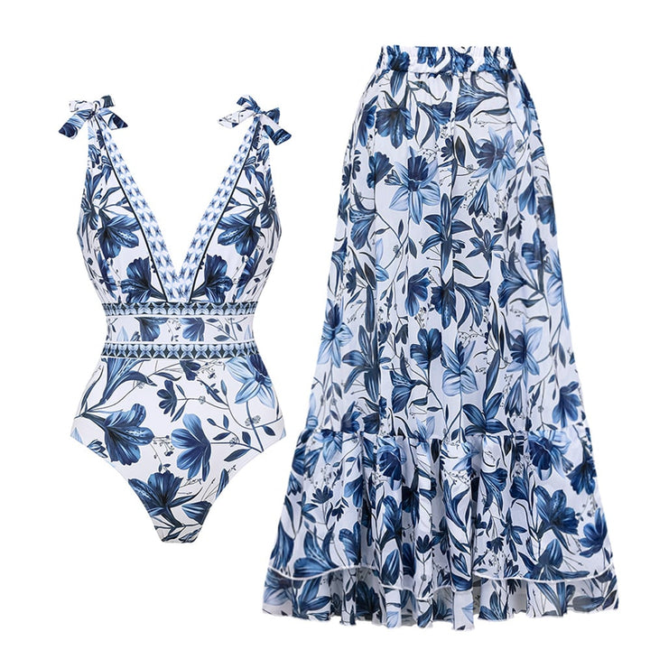 Modern dames badpak met rok, ideale zwemkleding voor uw zomervakantie.