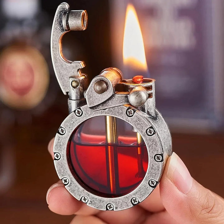 Vintage FlintAura aansteker, transparant design, met kerosine en metalen afwerking. Retro cadeau idee.