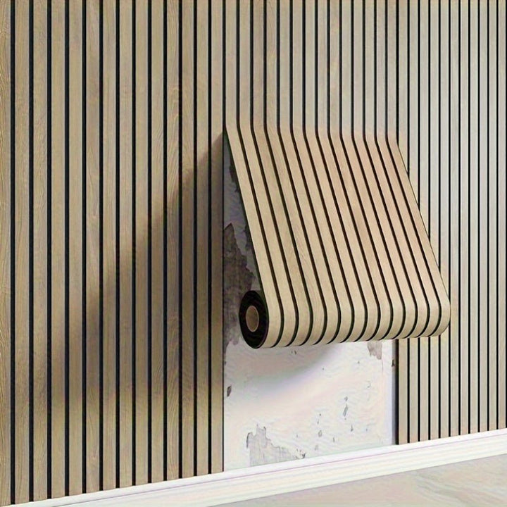 Zelfklevende 3D PVC wandpanelen met realistische houtlook textuur voor snelle interieur renovatie.