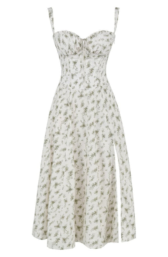 Maxi zomerjurk met bloemendessin en tailleaccent, perfect voor een chique of casual look.