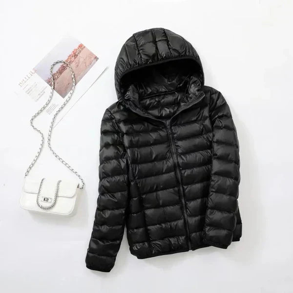 Dames waterdichte gewatteerde winterjas, warm en comfortabel voor koude dagen en outdoor avonturen.