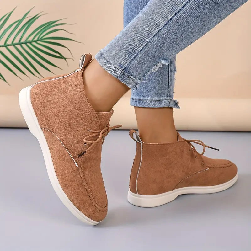 Platte dames Maxime schoenen, stijlvol en comfortabel. Trendy leren schoenen voor een moderne dagelijkse look.
